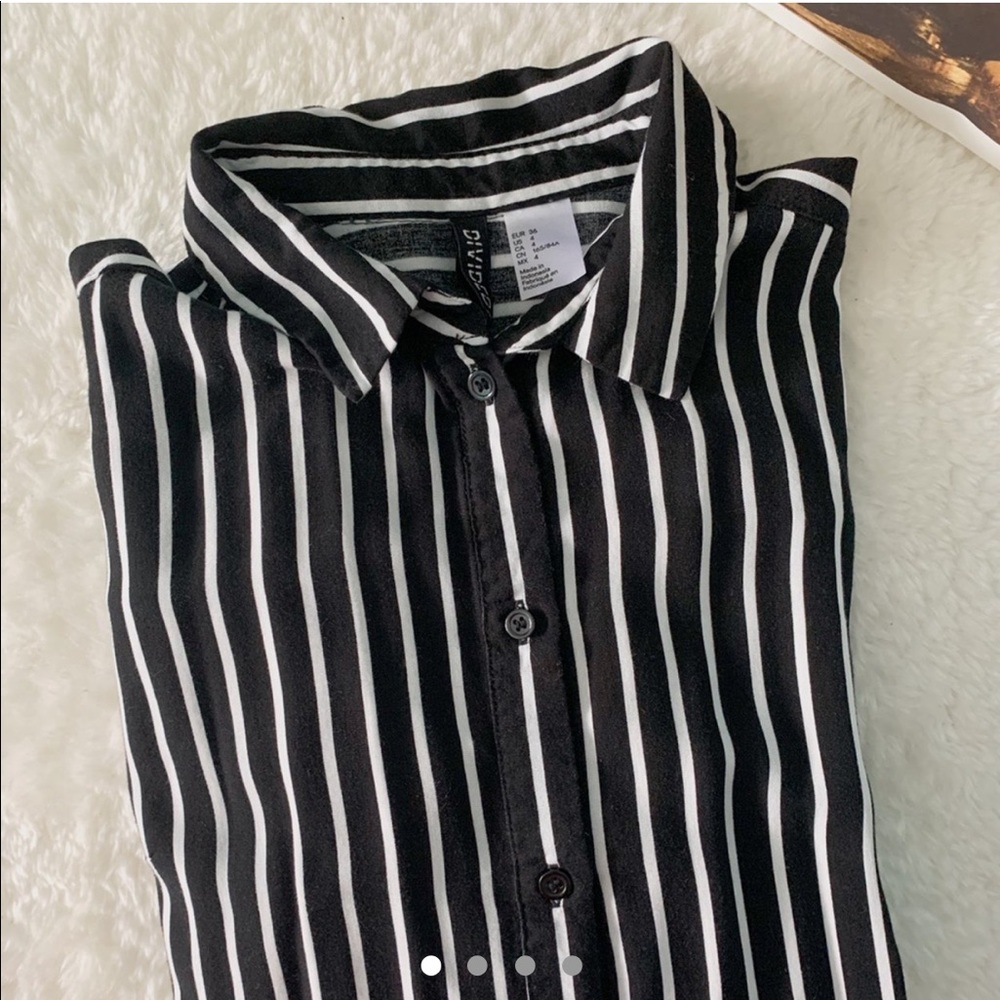 [2 for $15] H&M Divided Stripe Blouse